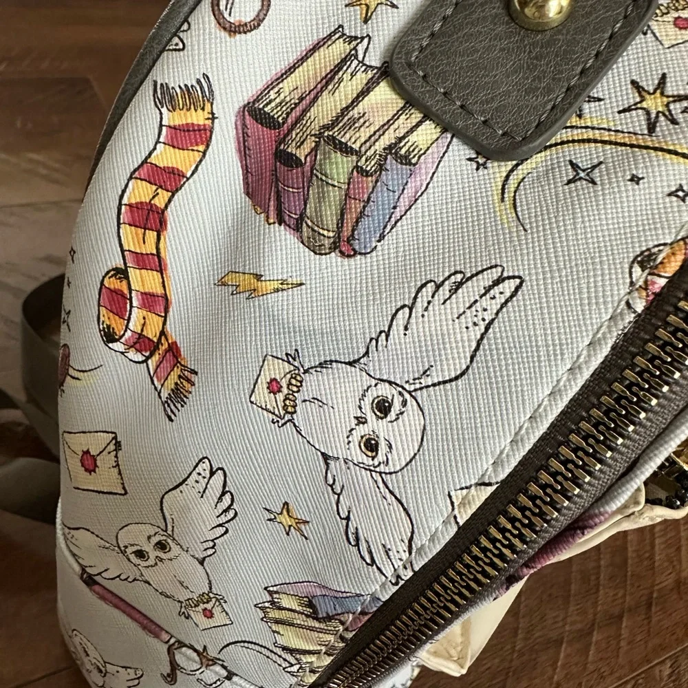Harry Potter Hedwig Themed Backpack - Picture 13 of 16